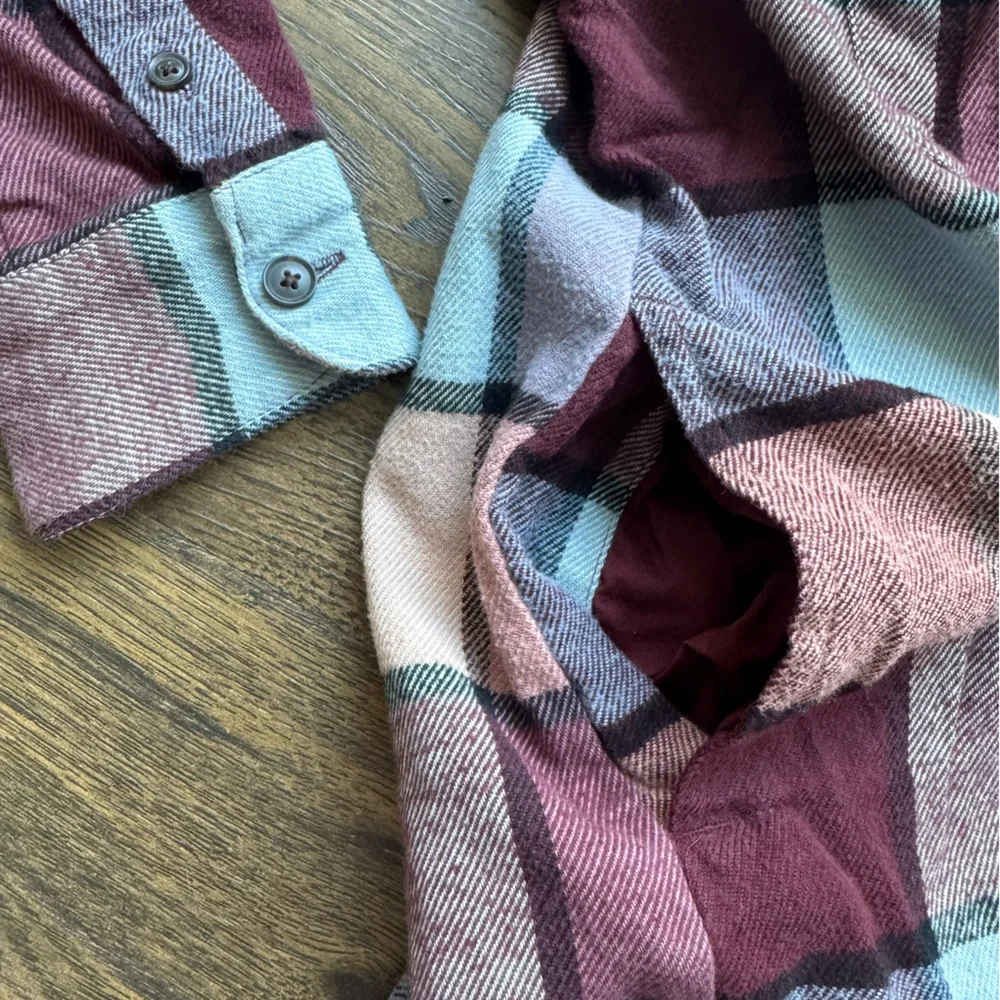 Madewell Plaid Button-Up Shirt - Picture 4 of 4